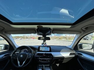 2018 BMW 5 серии 530d VII (G30/G31/G38), чёрный, 3300000 рублей, вид 2