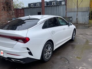 2021 Kia K5 III, белый, 3000000 рублей, вид 4