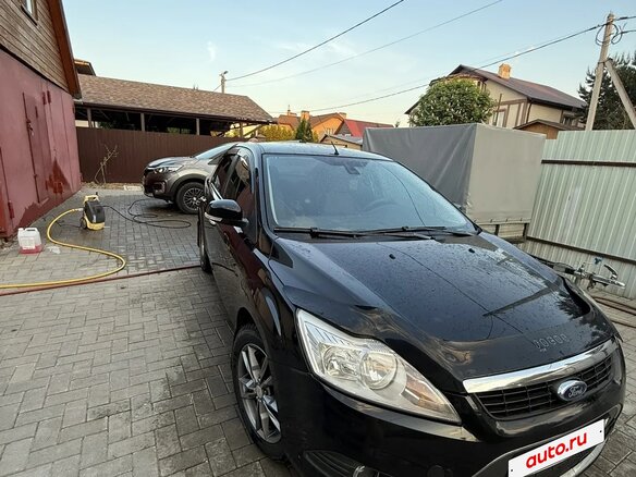 2008 Ford Focus II Рестайлинг, чёрный, 600000 рублей - вид 1