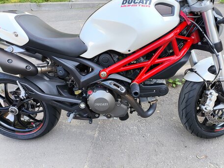 2011 Ducati Monster 796, белый, 600000 рублей, вид 4