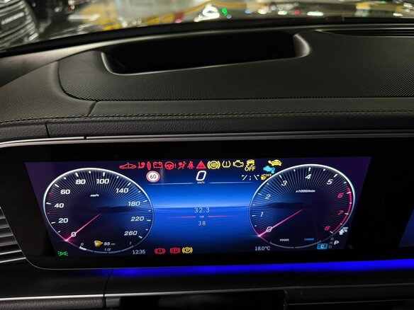 2026 Mercedes-Benz GLS 450 II (X167) Рестайлинг, чёрный, 18990000 рублей - вид 13