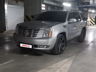 2011 Cadillac Escalade III, серебристый, 2350000 рублей, вид 2