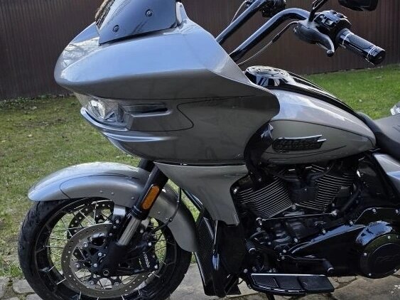 2024 Harley-Davidson CVO Road Glide, серебристый, 4535000 рублей - вид 9
