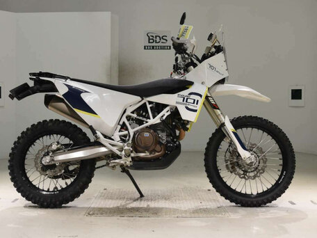 2015 Husqvarna 701 Enduro, белый, 645000 рублей, вид 4