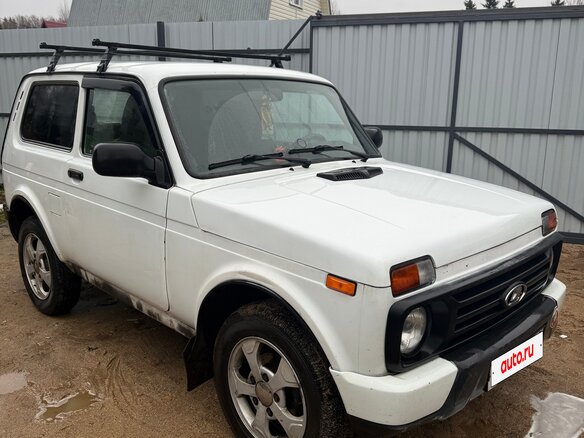 2016 Lada (ВАЗ) 2121 (4x4) I Рестайлинг, белый, 450000 рублей - вид 1