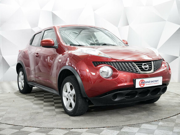 2014 Nissan Juke I, красный, 860000 рублей - вид 6