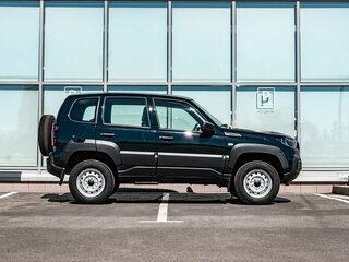 2026 Lada (ВАЗ) Niva Travel I Рестайлинг, чёрный, 1404810 рублей, вид 2