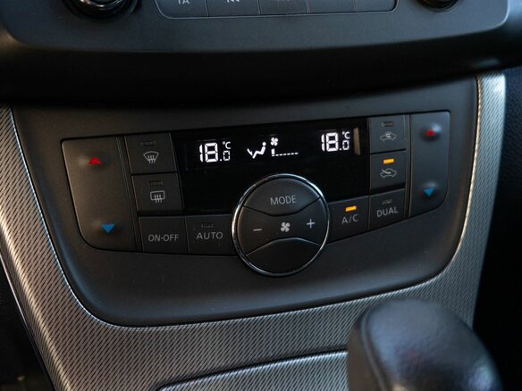 2015 Nissan Sentra VII (B17), чёрный - вид 23