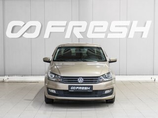 2017 Volkswagen Polo V Рестайлинг, бежевый, 899000 рублей, вид 3