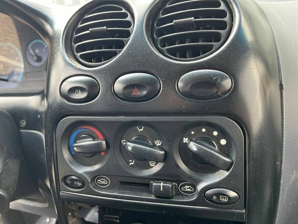 2007 Daewoo Matiz I Рестайлинг, бежевый, 200000 рублей - вид 20