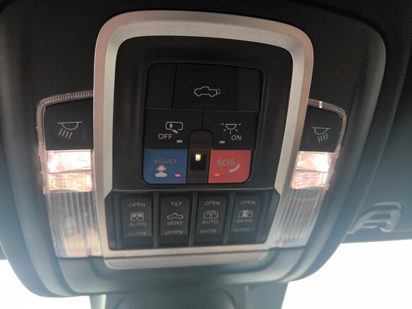 2022 Ram 1500 Quad Cab IV (DS/DJ), чёрный, 8050000 рублей - вид 37