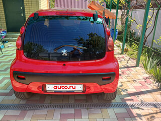 2012 Peugeot 107 I Рестайлинг 2, красный, 580000 рублей, вид 3