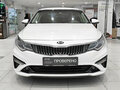 2019 Kia K5 III, белый, 1950000 рублей - вид 1