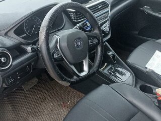 2023 Changan Alsvin, белый, 708000 рублей, вид 5