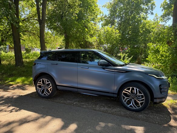 2021 Land Rover Range Rover Evoque II, серый - вид 3