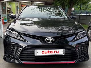 2021 Toyota Camry VIII (XV70) Рестайлинг, чёрный, 3100000 рублей, вид 1