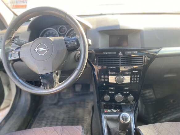 2011 Opel Astra H Рестайлинг, белый, 364000 рублей - вид 5