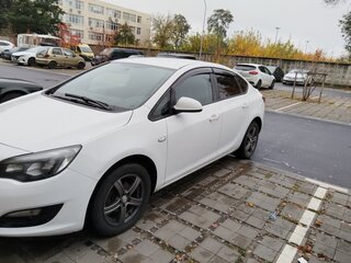 2014 Opel Astra J Рестайлинг, белый, 790000 рублей, вид 4