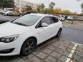 2014 Opel Astra J Рестайлинг, белый, 790000 рублей - вид 3