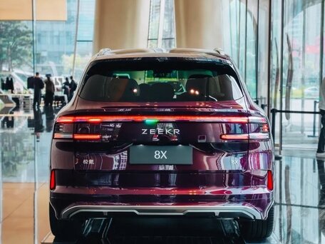 2026 Zeekr 8X 70 kWh, красный, 11570000 рублей, вид 2