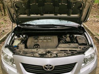 2008 Toyota Corolla AMT X (E140, E150), серебристый, 700000 рублей, вид 4