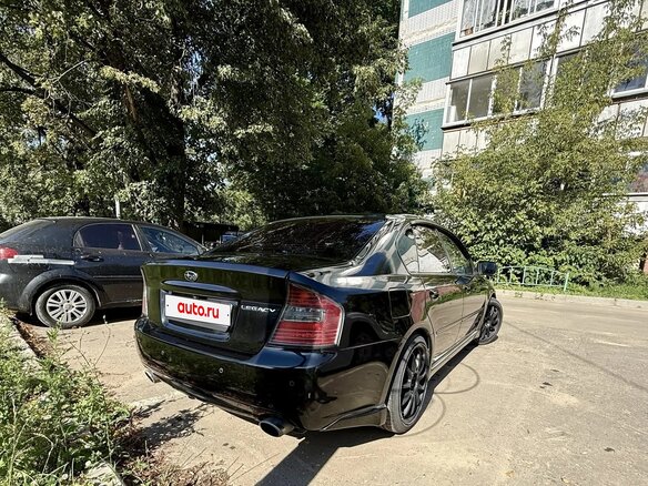 2004 Subaru Legacy IV, чёрный, 750000 рублей - вид 3