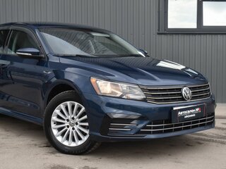 2018 Volkswagen Passat (North America and China) I Рестайлинг, синий, 1699999 рублей, вид 5