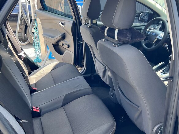 2014 Ford Focus III, чёрный, 900000 рублей - вид 8