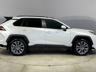 2021 Toyota RAV4 V (XA50), белый, 3885000 рублей, вид 5