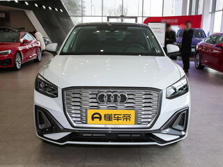 2022 Audi Q2 L e-tron I Рестайлинг, белый, 1750999 рублей, вид 3