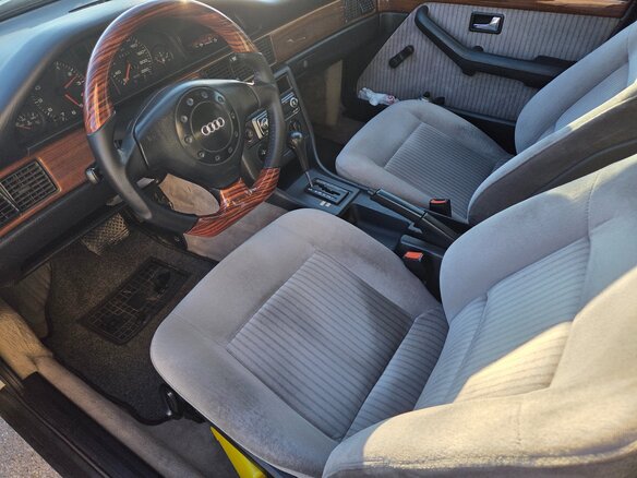 1990 Audi 100 III (C3) Рестайлинг, серебристый, 860000 рублей - вид 12