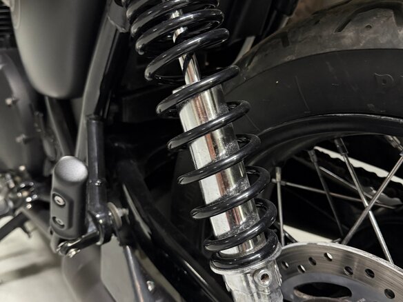 2019 Triumph Bonneville T120, чёрный, 1650000 рублей - вид 7