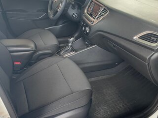 2020 Hyundai Solaris II, белый, 1750000 рублей, вид 5