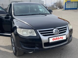 2007 Volkswagen Touareg I Рестайлинг, чёрный, 800000 рублей, вид 1