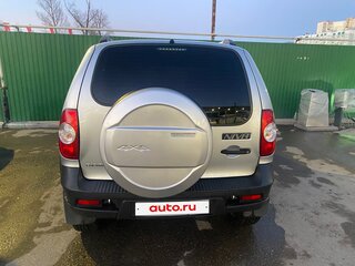 2017 Chevrolet Niva I Рестайлинг, серый, 845000 рублей, вид 2