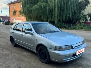 1999 Nissan Almera I (N15), серебристый, 122000 рублей, вид 1