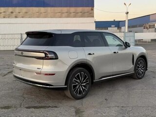 2026 Changan Qiyuan Q07 31.7 kWh, серебристый, 3738000 рублей, вид 4