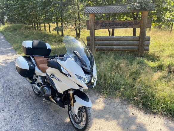 2021 BMW R 1250 RT, белый, 2250000 рублей - вид 2