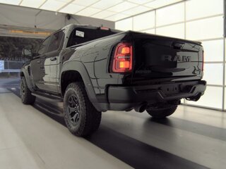 2026 Ram 1500 RHO V Рестайлинг, чёрный, 10440000 рублей, вид 4