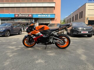 2011 Honda CBR 600RR, оранжевый, 550000 рублей, вид 3
