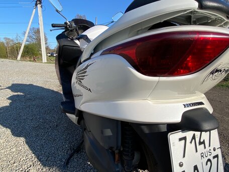2004 Honda Forza, белый, 175000 рублей, вид 3