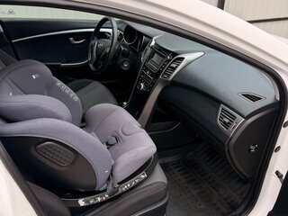 2012 Hyundai i30 II, белый, 900000 рублей, вид 5