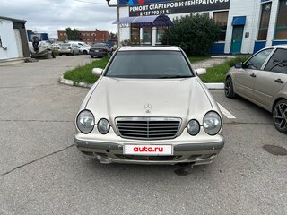 2000 Mercedes-Benz E-Класс 200 II (W210, S210) Рестайлинг, золотистый, 320000 рублей, вид 5