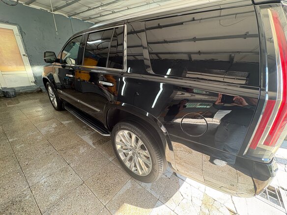2018 Cadillac Escalade IV, чёрный, 5500000 рублей - вид 5