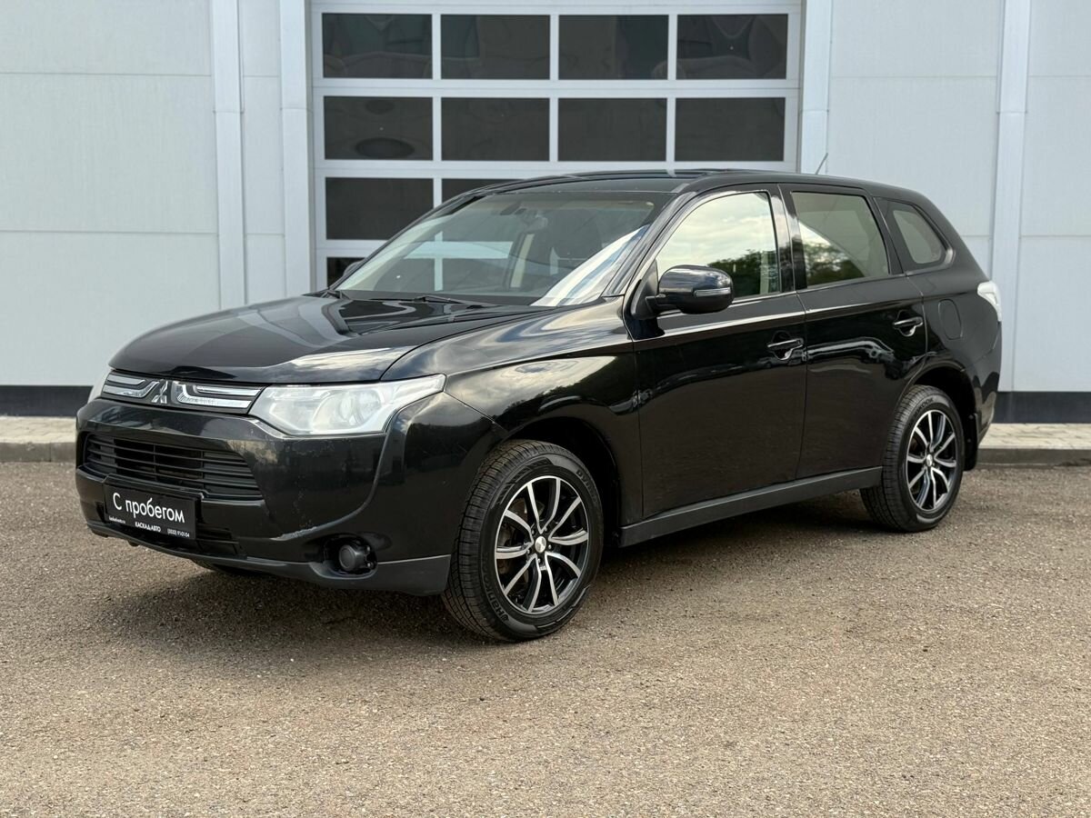 Открыть фотографии: Mitsubishi Outlander III