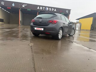 2011 Opel Astra J, чёрный, 700000 рублей, вид 4