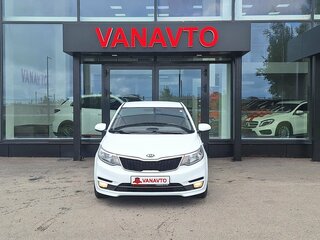 2017 Kia Rio III Рестайлинг, белый, 1125000 рублей, вид 2