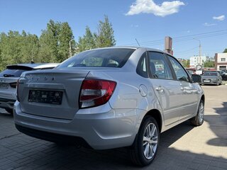 2026 Lada (ВАЗ) Granta I Рестайлинг, серебристый, 1114000 рублей, вид 4