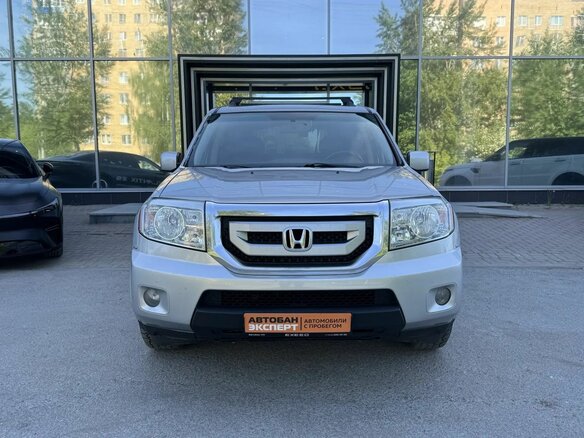 2009 Honda Pilot II, серебристый - вид 1