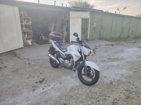 2014 Suzuki GSR 250, белый, 260000 рублей, вид 1